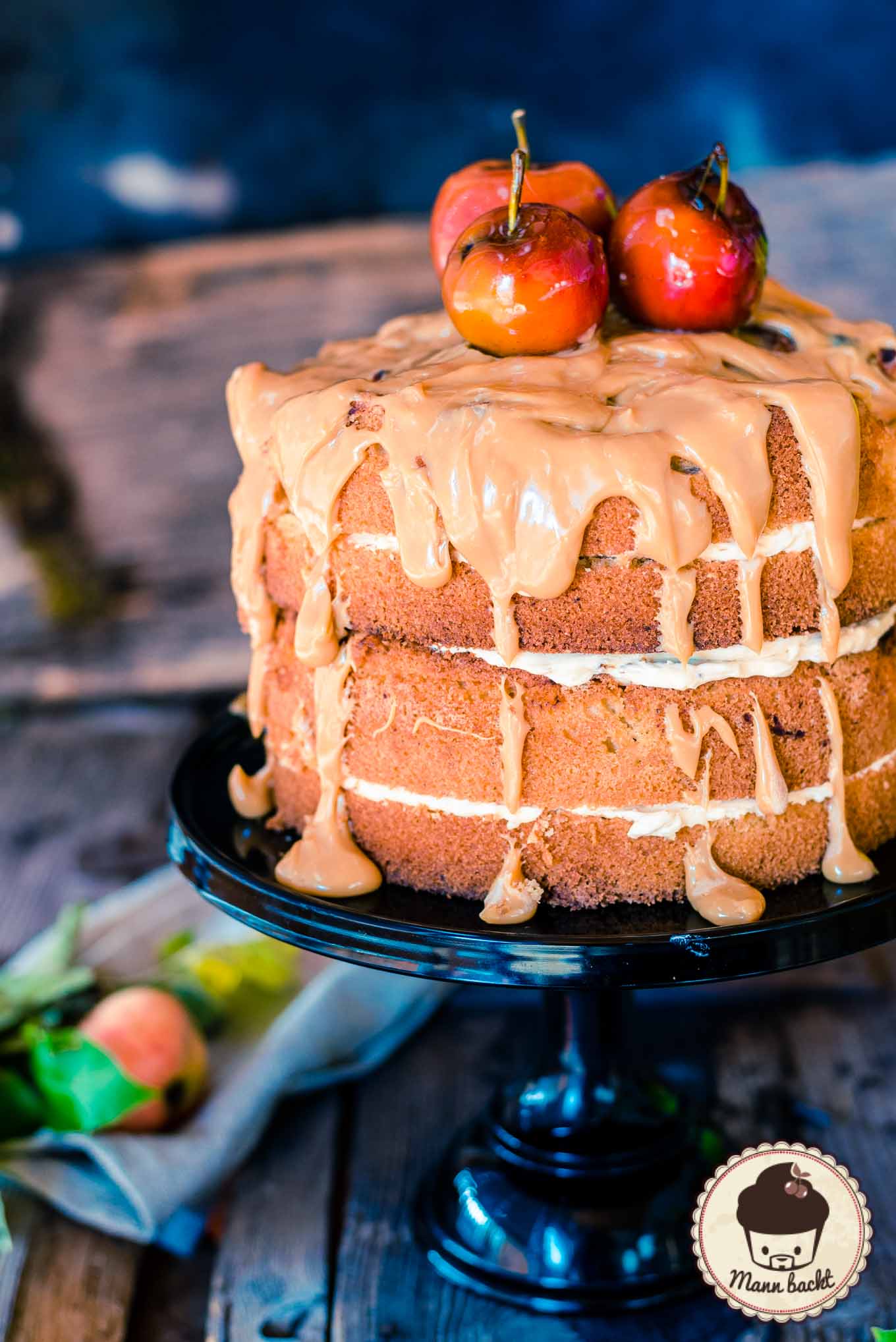 apfel-karamell-torte-mann-backt-marian-moschen-1-von-4