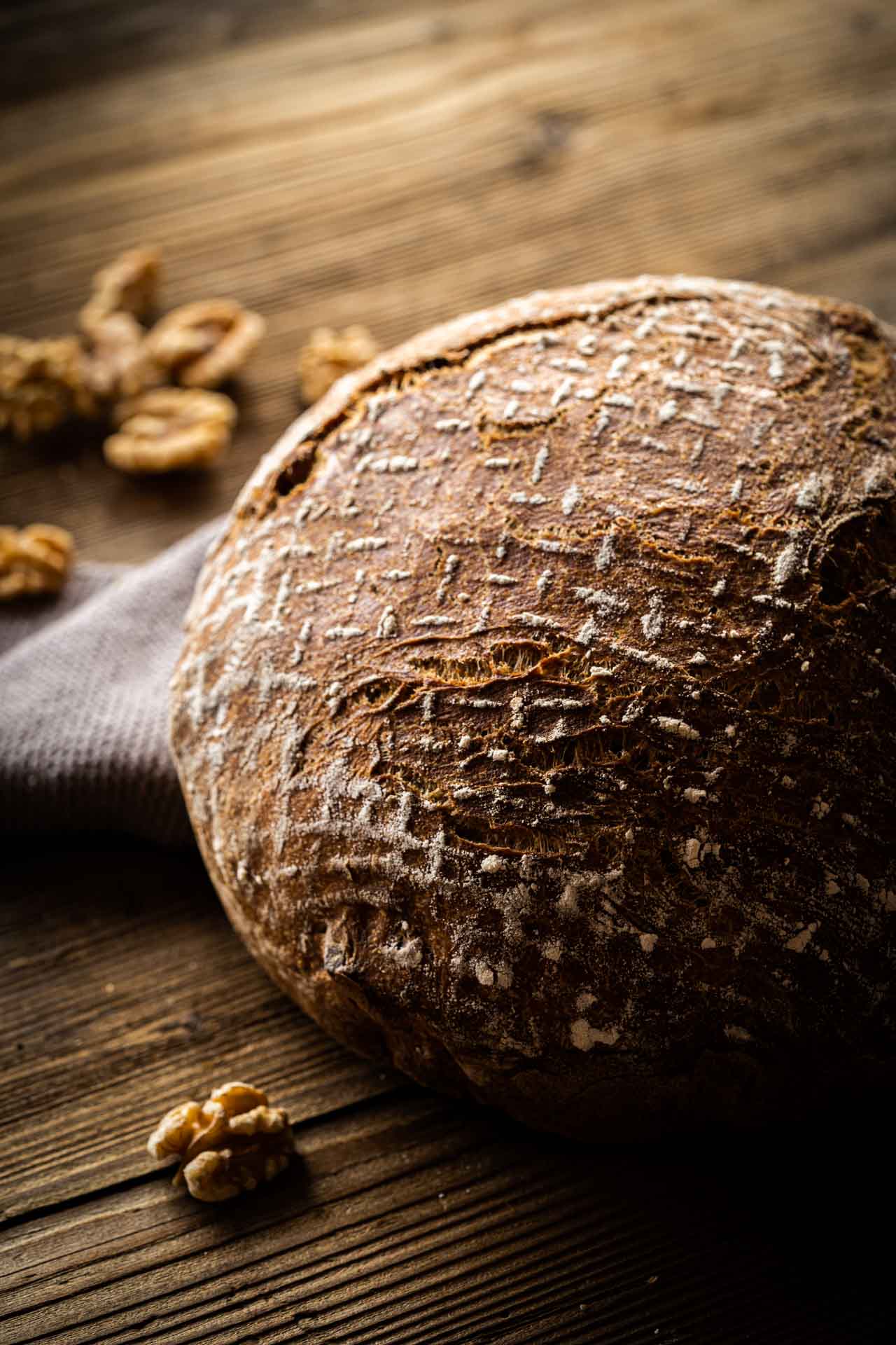 Walnuss Honig Brot - das Brotrezept der GW Tirol - Mann backt