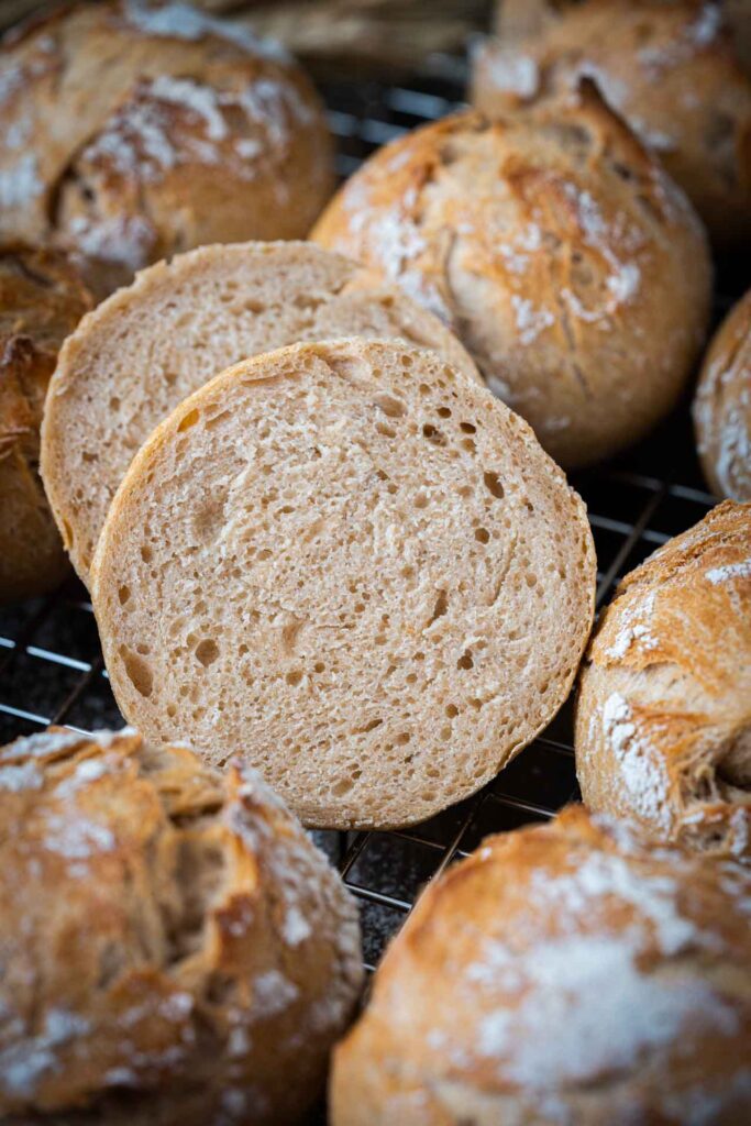 Sauerteigbrötchen - quick and easy