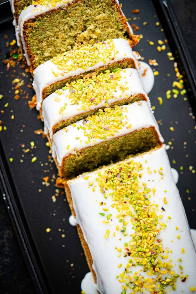Pistazienkuchen - saftiger Rührteig, intensiver Geschmack